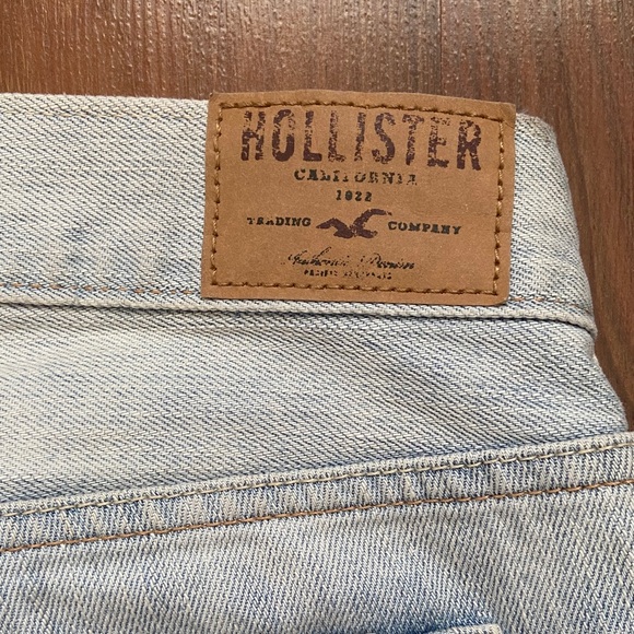Hollister distressed jeans - Picture 6 of 7